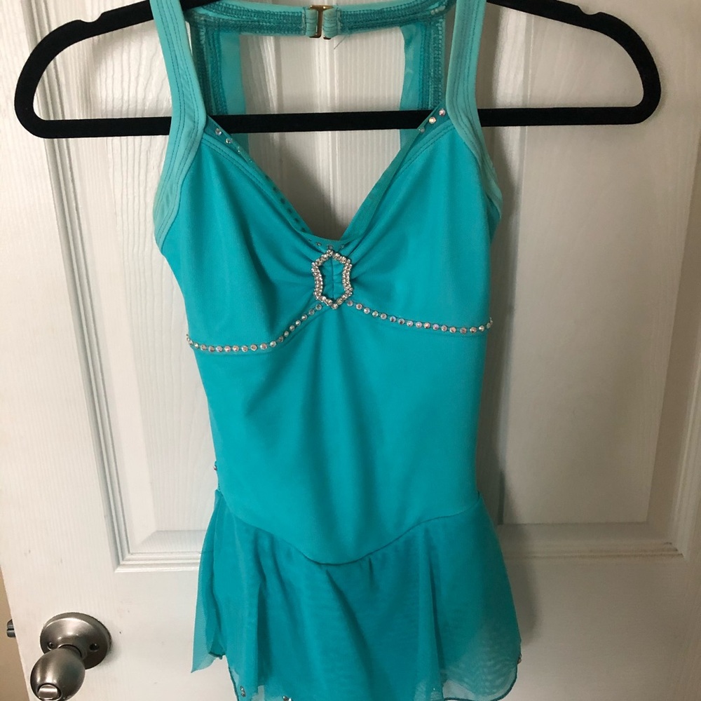 ⛸️turquoise figure skating dress⛸️